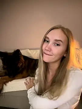 Snapshot of MariaTull chatting on October 13, 2025, 5:25 pm MariaTull online show from October 13, 2025, 5:25 pm