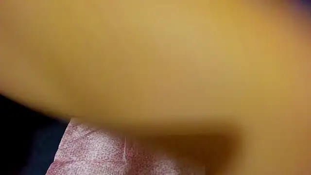 Snapshot of tiffanystonne chatting on October 4, 2025, 12:23 am tiffanystonne online show from October 4, 2025, 12:23 am