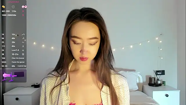 Snapshot of _luna_022 chatting on October 20, 2025, 4:36 am  luna 022 online show from October 20, 2025, 4:36 am