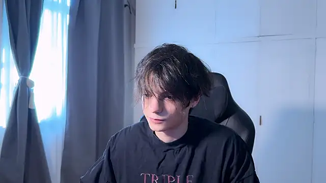 SasukeUhchiaa online show from February 1, 2026, 8:40 pm