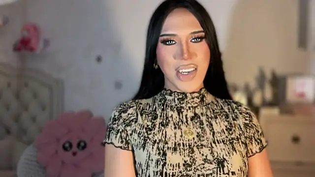 Ts glamxxxx online show from September 20, 2025, 1:32 am