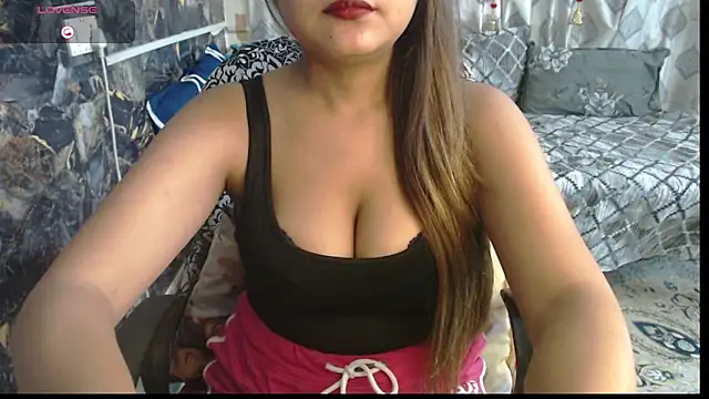 Snapshot of sexyrihana1 chatting on October 9, 2025, 6:36 am sexyrihana1 online show from October 9, 2025, 6:36 am