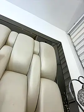 Snapshot of ALISSON_FOXXX1 chatting on September 22, 2025, 9:54 pm ALISSON FOXXX1 online show from September 22, 2025, 9:54 pm