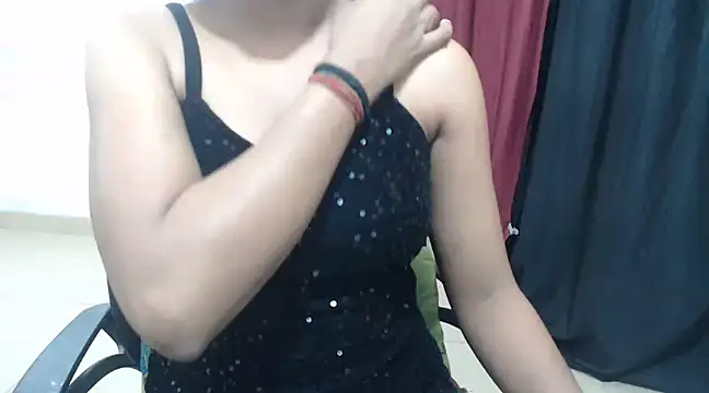 Snapshot of sexy_vani1 chatting on March 23, 2025, 12:15 am sexy vani1 online show from March 23, 2025, 12:15 am