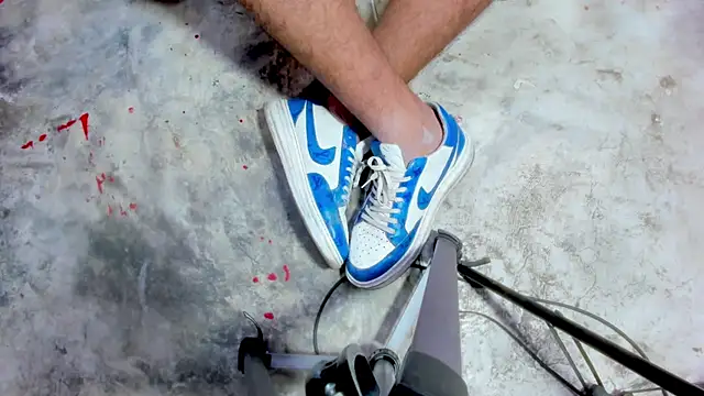 miacam-hot online show from March 20, 2026, 12:06 pm