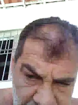 Peludo173317 online show from October 22, 2025, 1:32 pm