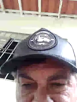 Peludo173317 online show from September 25, 2025, 1:06 pm