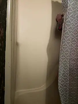 brettsworld1 online show from February 12, 2026, 6:29 pm