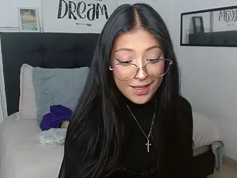 vaness weet online show from October 4, 2025, 8:10 pm