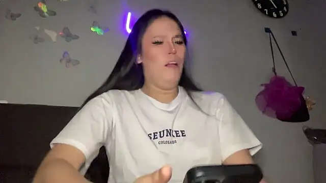 Snapshot of MeganTheRarest chatting on October 23, 2025, 7:07 am MeganTheRarest online show from October 23, 2025, 7:07 am