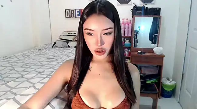wiggle nibble online show from December 12, 2024, 4:48 am