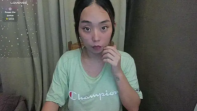 Snapshot of MissAyaCollins chatting on October 17, 2025, 6:28 am MissAyaCollins online show from October 17, 2025, 6:28 am