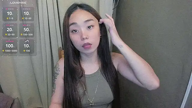 Snapshot of MissAyaCollins chatting on October 19, 2025, 9:23 am MissAyaCollins online show from October 19, 2025, 9:23 am