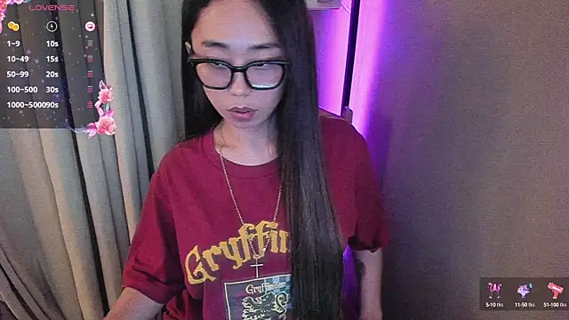 Snapshot of MissAyaCollins chatting on February 28, 2025, 9:47 am MissAyaCollins online show from February 28, 2025, 9:47 am