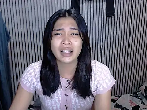 Snapshot of Maria-Moore chatting on October 3, 2025, 5:31 am Maria-Moore online show from October 3, 2025, 5:31 am