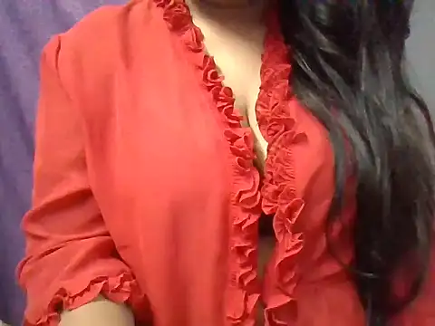 Snapshot of Roopshikha39 chatting on March 8, 2025, 6:05 pm Roopshikha39 online show from March 8, 2025, 6:05 pm