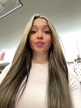 barbiehumpxxx online show from April 14, 2026, 7:52 pm