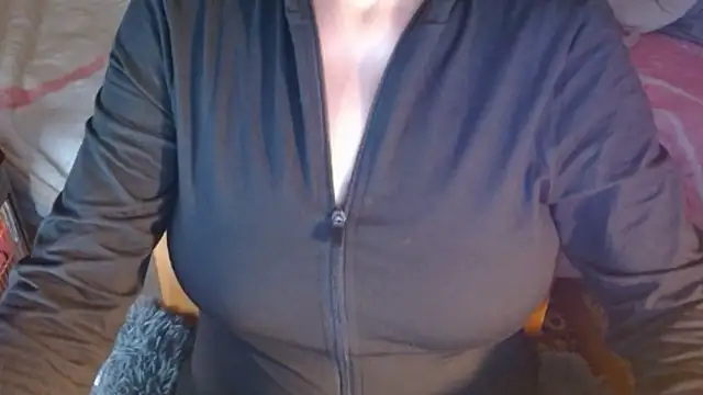 MysteryLadyxXx online show from February 6, 2026, 2:02 pm