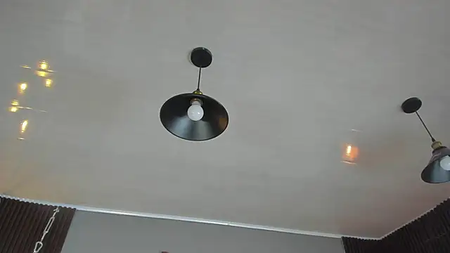 Snapshot of annie_barozzi chatting on October 6, 2025, 1:23 pm annie barozzi online show from October 6, 2025, 1:23 pm