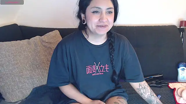 Snapshot of AbsentaVert chatting on October 6, 2025, 9:26 pm AbsentaVert online show from October 6, 2025, 9:26 pm