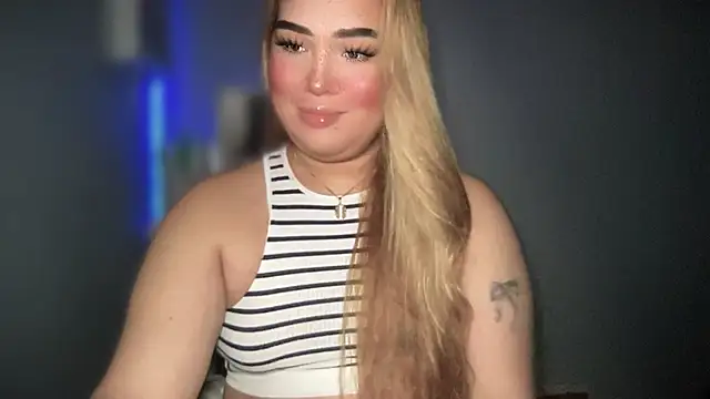 MissCataleyaxxx online show from September 15, 2025, 1:11 pm