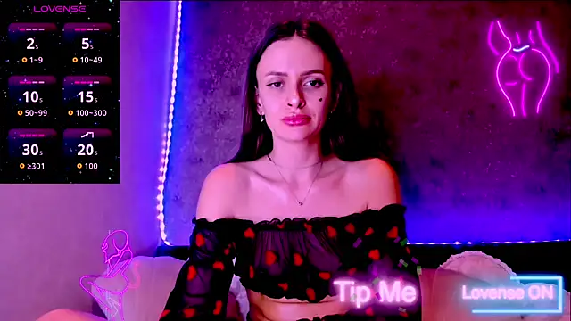 Snapshot of madina_taher chatting on February 24, 2026, 11:05 pm madina taher online show from February 24, 2026, 11:05 pm