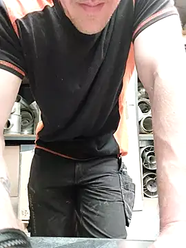 Snapshot of Xcoquinx chatting on March 19, 2025, 1:40 pm Xcoquinx online show from March 19, 2025, 1:40 pm