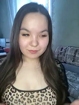 Snapshot of Var_Kiss chatting on March 10, 2025, 7:22 am Var Kiss online show from March 10, 2025, 7:22 am