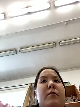 Snapshot of Var_Kiss chatting on September 12, 2025, 10:48 am Var Kiss online show from September 12, 2025, 10:48 am