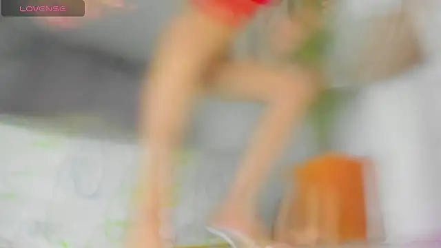 khalyn jenner online show from September 30, 2025, 10:05 pm