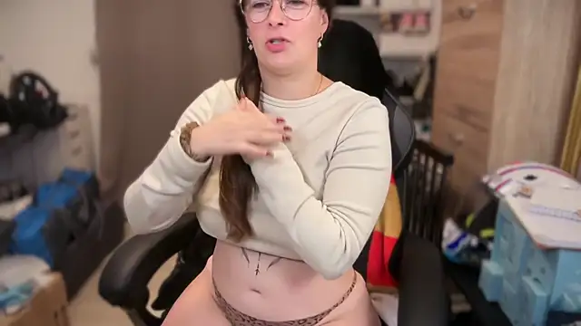 Snapshot of Amai_Live chatting on October 7, 2025, 7:09 am Amai Live online show from October 7, 2025, 7:09 am