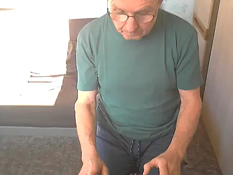 Snapshot of kiam471 chatting on January 18, 2026, 12:41 pm kiam471 online show from January 18, 2026, 12:41 pm