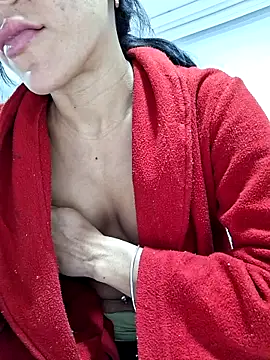 Doll Loren online show from October 5, 2025, 3:41 am