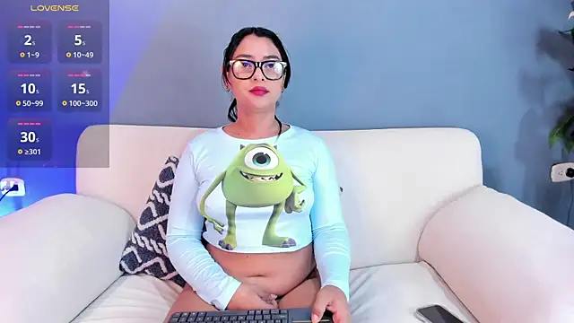 mensia hernandz online show from February 14, 2025, 1:40 pm