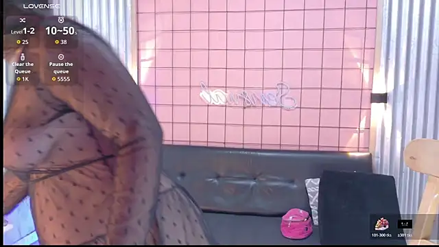 Snapshot of mensia_hernandz chatting on October 18, 2025, 1:35 pm mensia hernandz online show from October 18, 2025, 1:35 pm