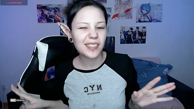 Snapshot of HugoMin chatting on December 25, 2024, 12:27 am HugoMin online show from December 25, 2024, 12:27 am