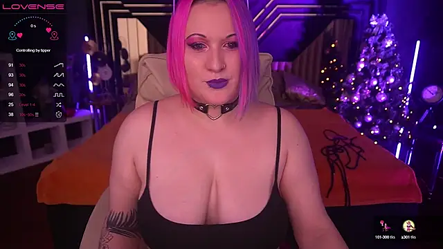 MiaVixenn online show from December 17, 2024, 10:22 pm
