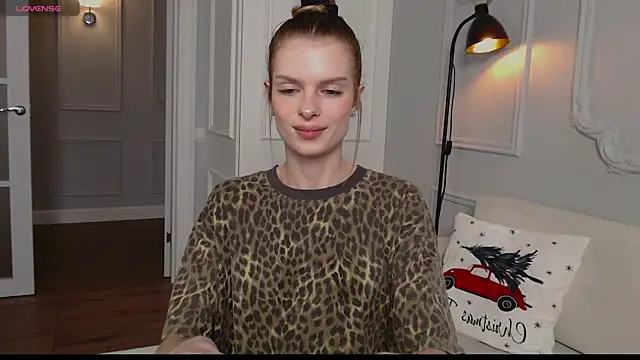 ly lydia online show from December 27, 2024, 3:53 am