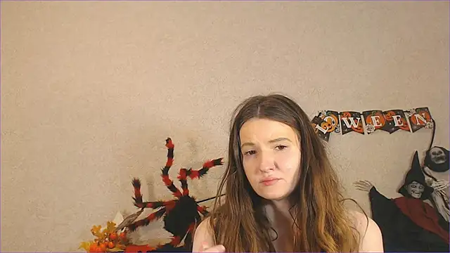 Snapshot of SecretWithJessie chatting on October 29, 2025, 2:27 pm SecretWithJessie online show from October 29, 2025, 2:27 pm