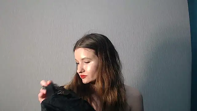 SecretWithJessie online show from March 12, 2025, 1:30 pm