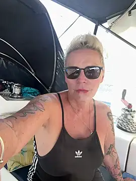 German Milf online show from September 22, 2025, 1:50 pm