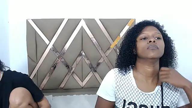 lizeth keilyn online show from February 12, 2026, 2:50 pm