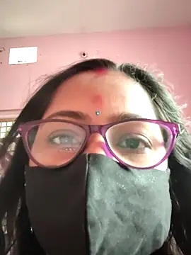 Shristiprakash0 online show from May 19, 2026, 5:14 am