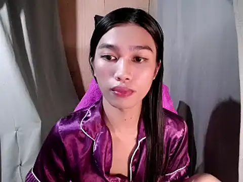 Snapshot of ToKeNa chatting on November 13, 2025, 12:42 pm ToKeNa online show from November 13, 2025, 12:42 pm