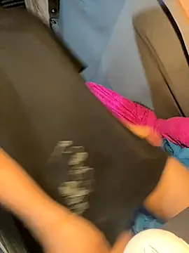 Snapshot of ToKeNa chatting on September 27, 2025, 10:54 am ToKeNa online show from September 27, 2025, 10:54 am