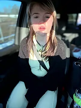 Snapshot of Cutiepiespanks chatting on February 28, 2026, 9:47 pm Cutiepiespanks online show from February 28, 2026, 9:47 pm