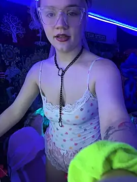 Cutiepiespanks online show from March 12, 2025, 4:19 am