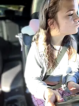 Cutiepiespanks online show from November 15, 2025, 8:24 pm