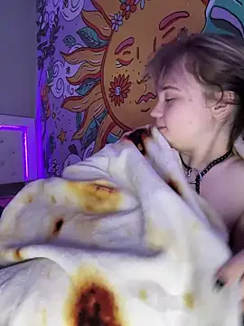 Snapshot of Cutiepiespanks chatting on February 20, 2026, 6:19 am Cutiepiespanks online show from February 20, 2026, 6:19 am