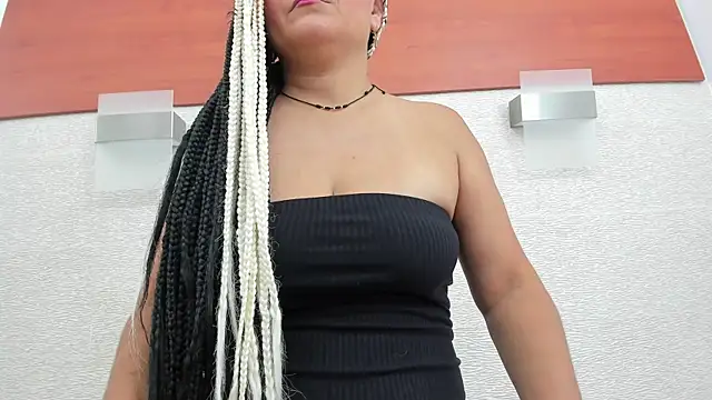 Snapshot of allice_green chatting on October 22, 2025, 2:33 am allice green online show from October 22, 2025, 2:33 am